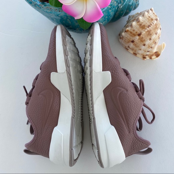 NIKE Ashin Modern Leather Sneaker - Picture 8 of 8